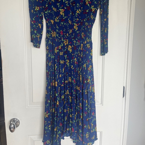 Perfect Spring Dress - Picture 4 of 4